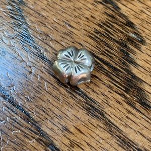 Pandora four leaf clover charm